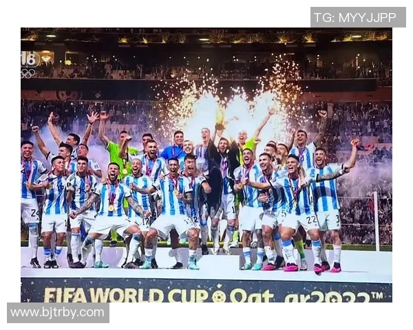 绝杀足球星卡见证绿茵荣耀热血对决点燃球迷激情梦想 绝杀足球星卡见证绿茵荣耀热血对决点燃球迷激情梦想